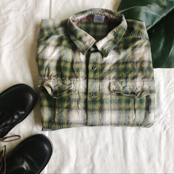 The North Face Green Plaid Button Down - Picture 5 of 7